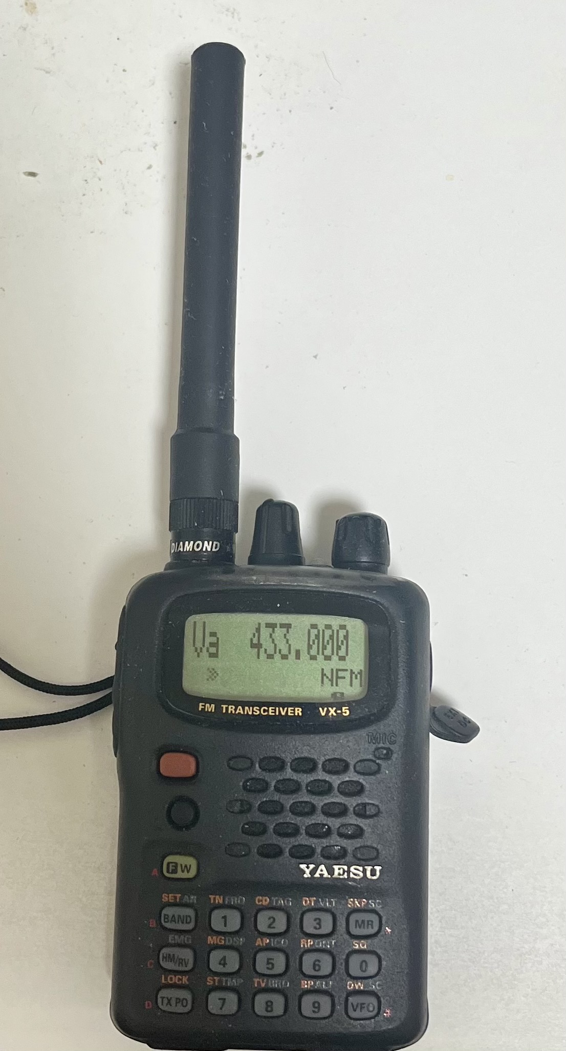 DIAMOND SRH920を装着した八重洲無線VX-5